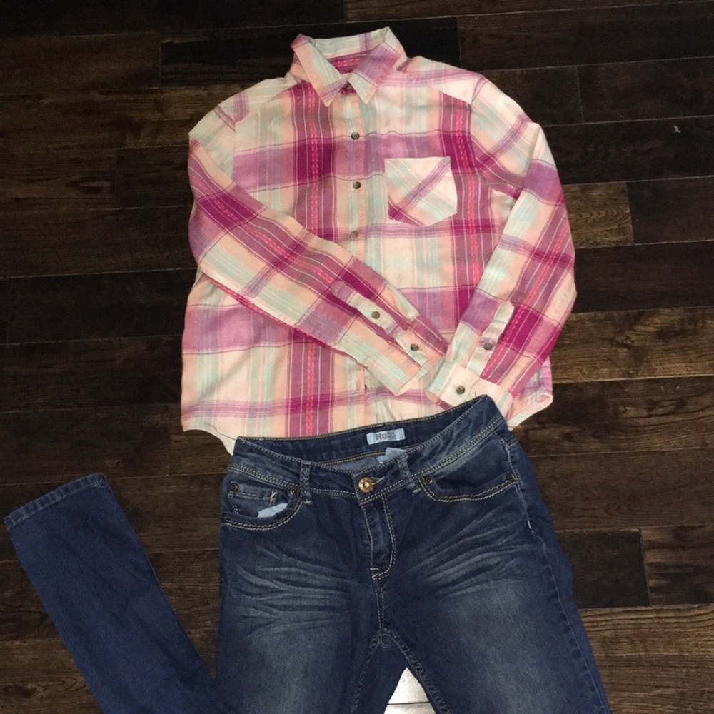 Jeans & Long Plaid Long-Sleeve
